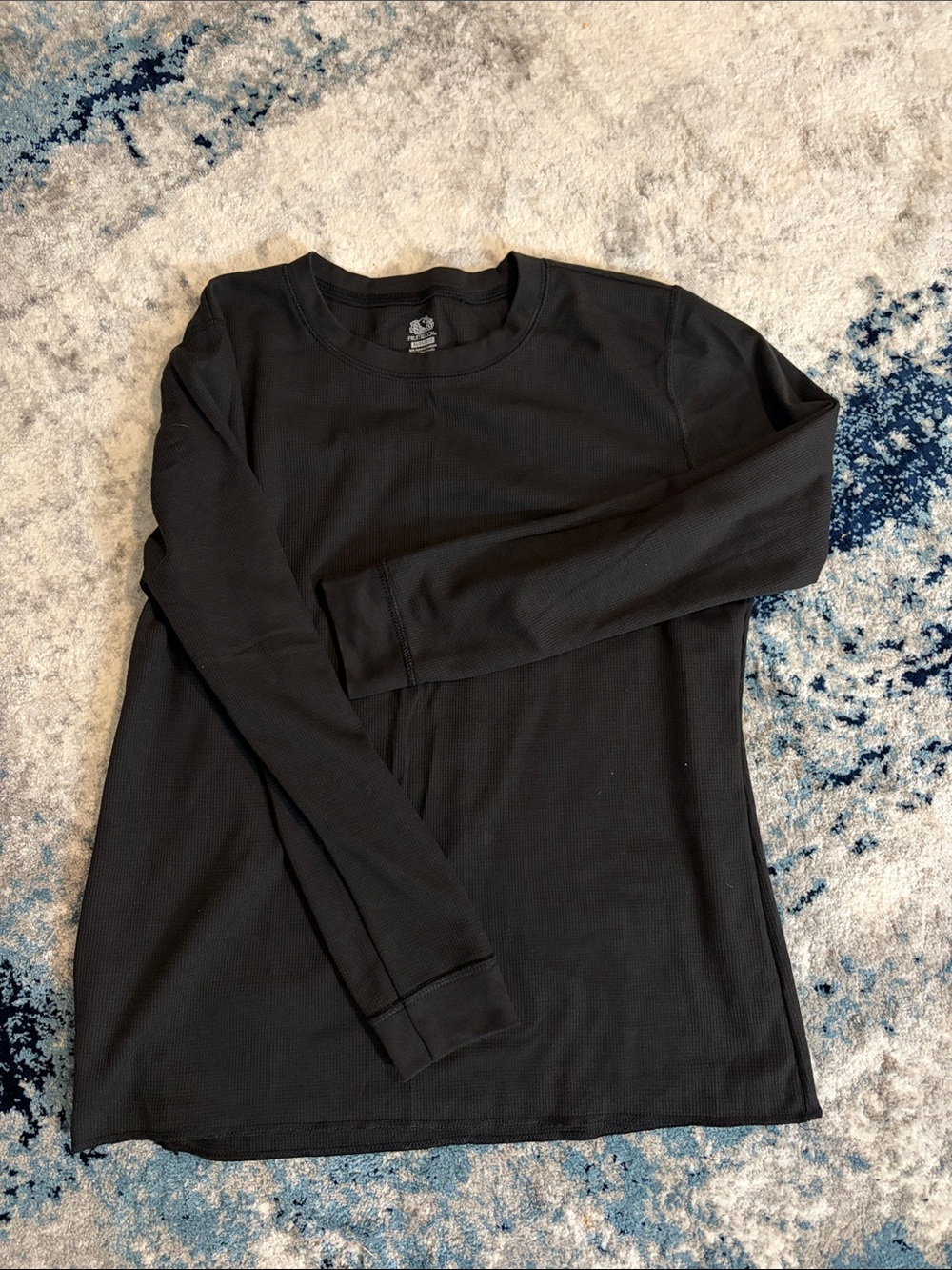Fruit of the Loom Women's Black Long-Sleeve Crew Neck Tee
